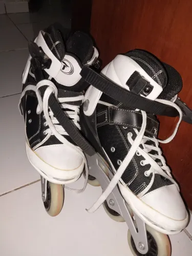 Patins Inline Tam. 40/41 - Excelente Estado