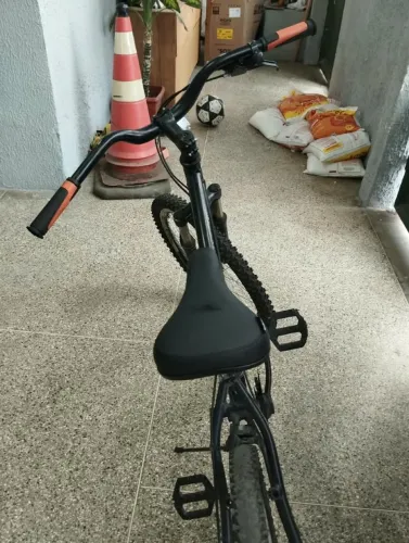 Vende-se bicicleta aro 24 de trilha