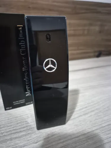 Mercedez benz club black