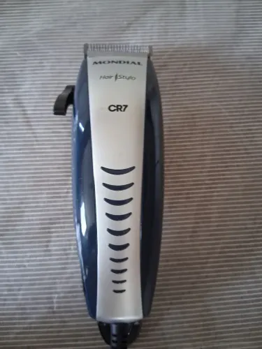 Maquina cabelo conservada 