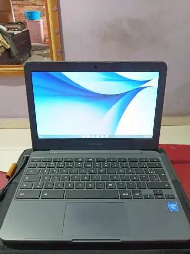 Chromebook