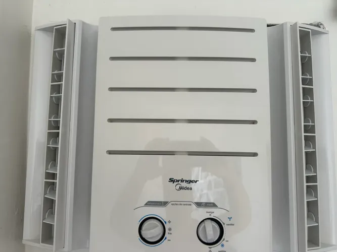 Ar-condicionado Janela Springer Midea 7500 BTUs