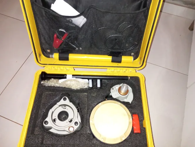 GPS RTK CHCNAV i50 USADO.