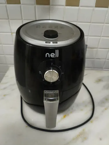 fritadeira elétrica Airfryer nell 127v