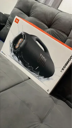 JBL BOMBOX 4