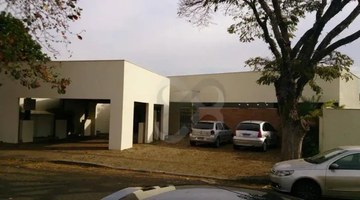 Casa para alugar, 350 m² por R$ 8.900,00/mês - Lago Parque - Londrina/PR