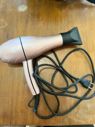 Secador de cabelo 220vol