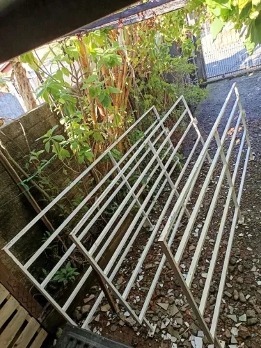 Parapeito de Metalon 3x2  (2.70 X 1.10) + Brinde  Corrimão 1.90 