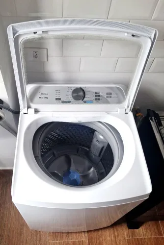 Máquina de lavar Midea 13kg