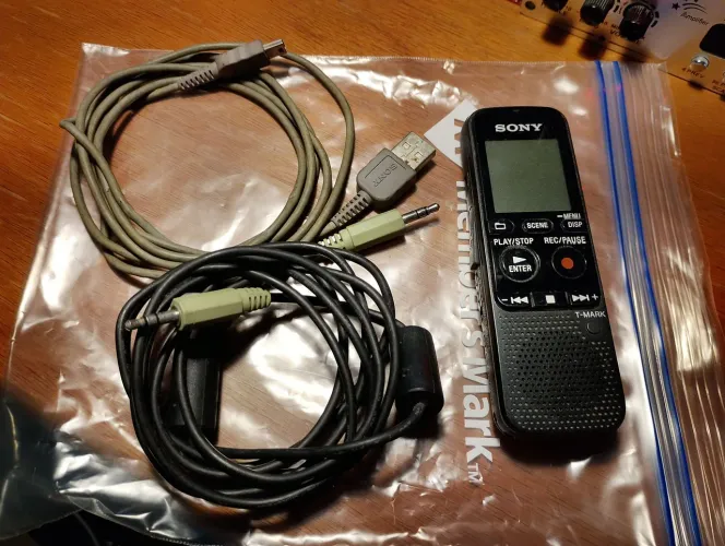 Gravador de voz Sony ICD PX312 2Gb com cabo de dados e áudio cartão mini SD de 16GB