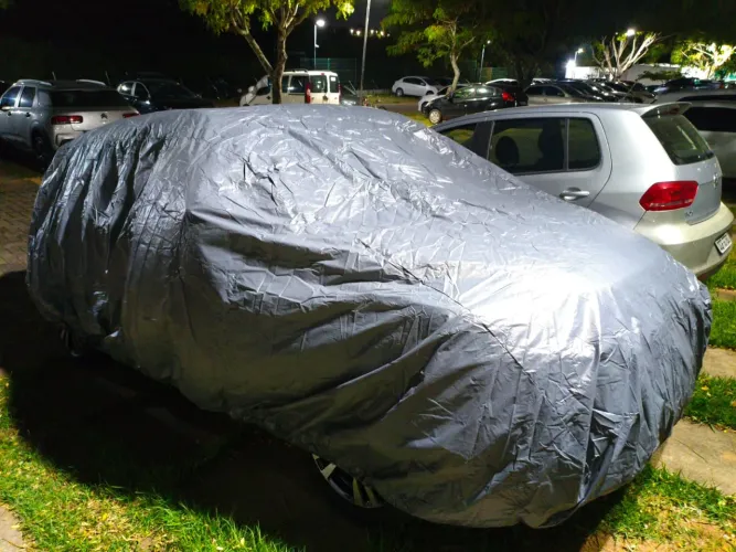 Capa para Carro SUV Luxcar com Forro - Até 4,7 m