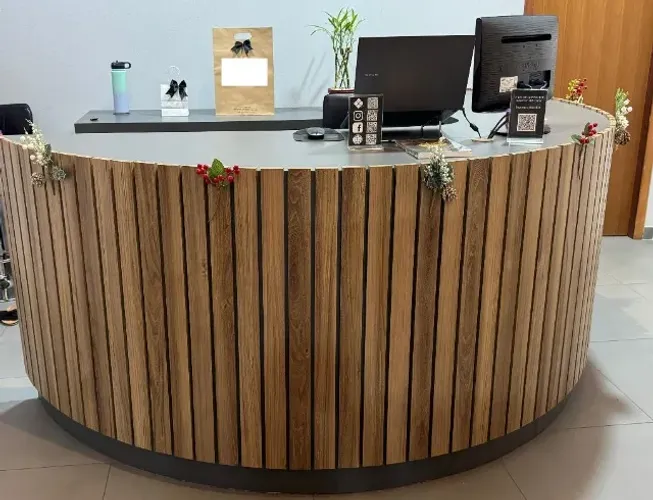 Balcão de Caixa Arredondado - Design Diferenciado