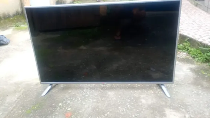 TV LG 49 POLEGADAS FULL HD