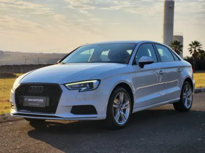 Audi A3 Sedan Prestige 1.4 TFSI S-tronic 2021