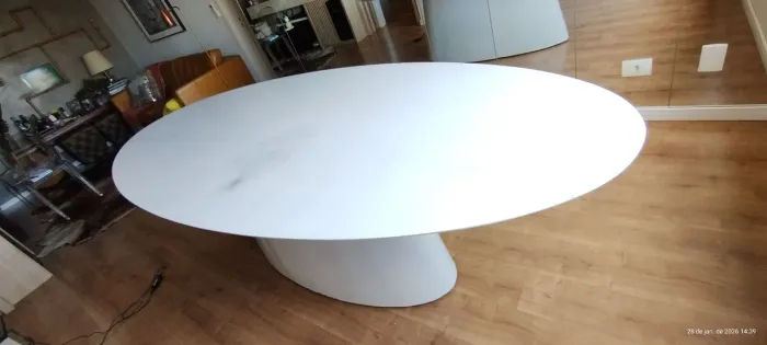 Mesa Oval de Jantar Branca 