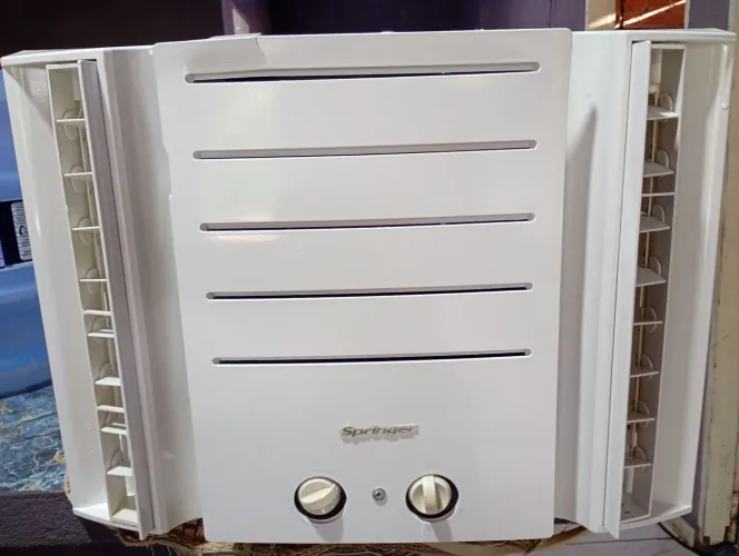 Ar condicionado 10.000 BTUs energia 110 450 à vista