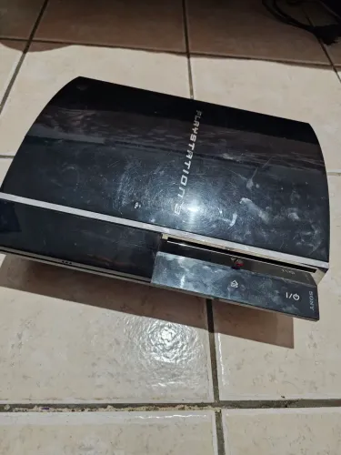 Ps3 FAT CECHA com defeito retrocompativel com PS2