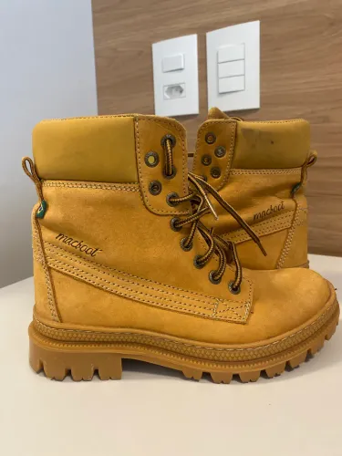 Bota feminina 