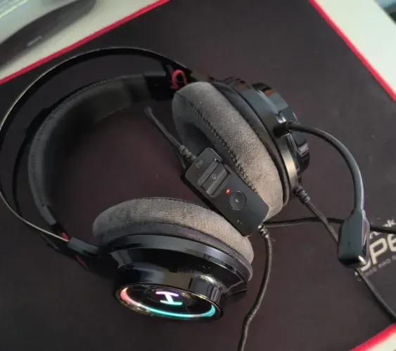 HEADSET GAMER 7.1 EDIFIER ( G4 te ) otimo estado