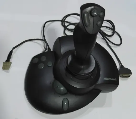 Joystick Microsoft Sidewinder Force Feedback PRO com Gameport - Retro Vintage Colecionador