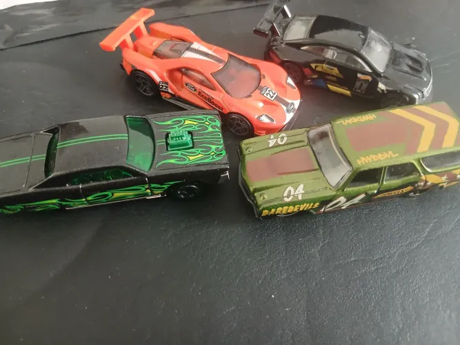 Minis hotwheels loose - lote 4 un