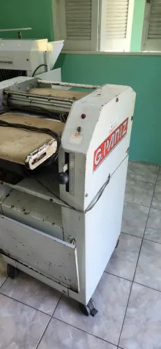 Equipamentos para padaria - modelador de bolacha 