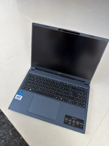NOTEBOOK ACER ASPIRE 5 NOVÍSSIMO, POUQUÍSSIMAS HORAS DE USO