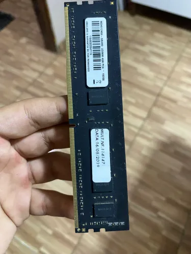 Memórias RAMs DDR4 2x4GB 2400Mhz