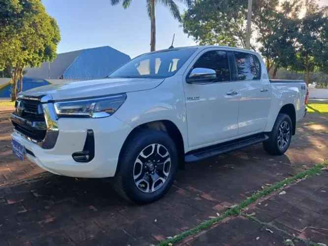 Toyota Hilux CD SRX 4X4 2.8 TDI 16V Diesel Aut. 2021