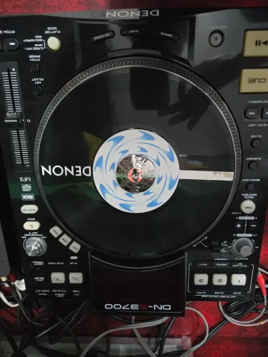 Par de Cdj denon dns 3700