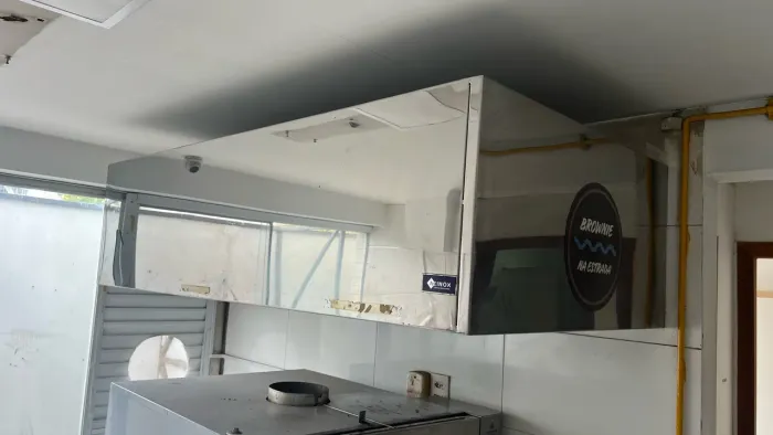 OPORTUNIDADE - Bancada, Pia e Coifa INOX