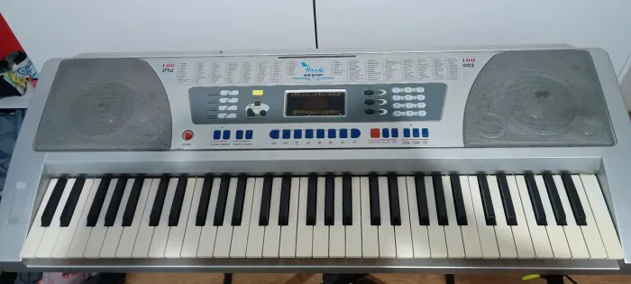 Teclado musical Hawk HK 6101