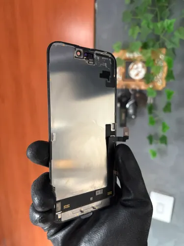 Tala iphone 16 plus original retirada