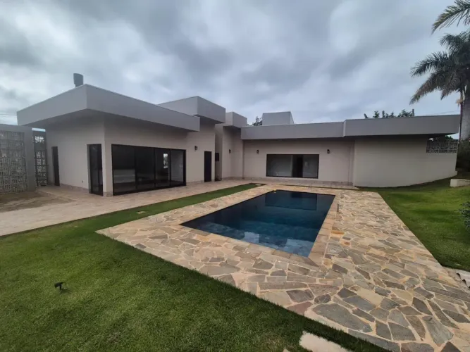 ESTÂNCIA SANTA PAULA | para locação com 04 dormitórios e piscina por R$ 7.000, Estância Sa