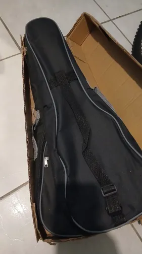 2 capas bags cavaquinho ukulele (Barato!)Faço o envio. 