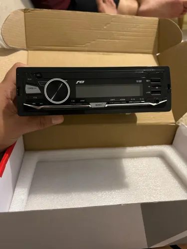 Rádio automotivo