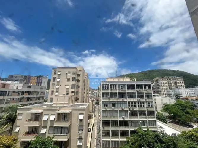 Apartamento a venda em em Botafogo com 2 quartos