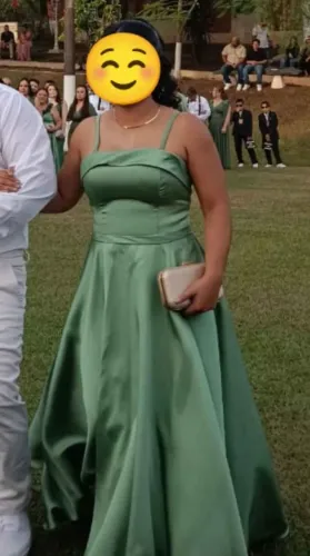 Vestido de festa alfaiataria verde oliva