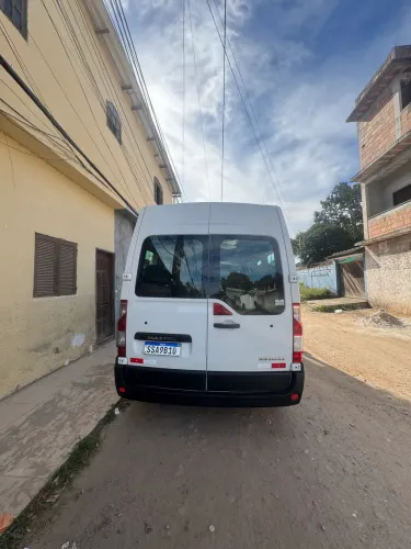 Renault Master 2.3 DCI Executive Longo 16L Dies 2025