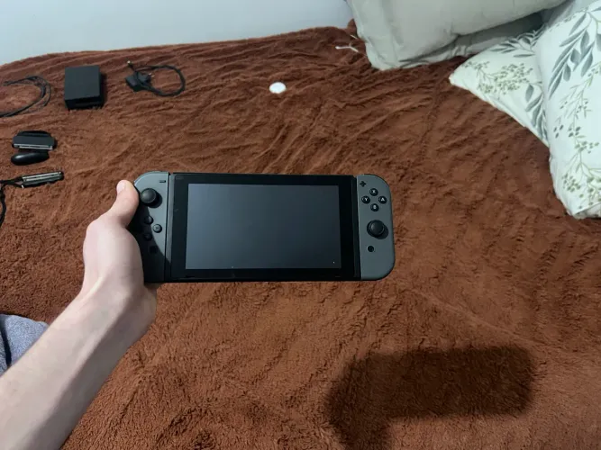 Nintendo Switch V2 - Seminovo