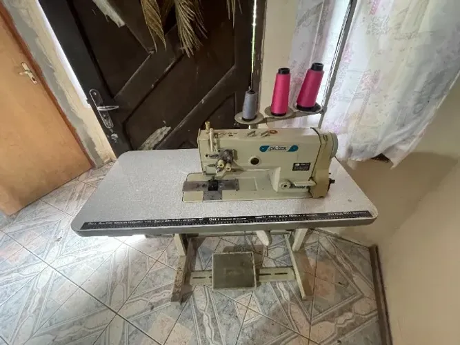 Maquina Reta Pespontadeira Industrial 2 Agulhas Protex TY-B872-5 Com Mesa