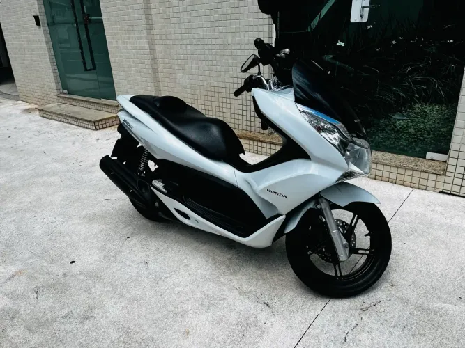 HONDA PCX 150 DLX com apenas 14952km