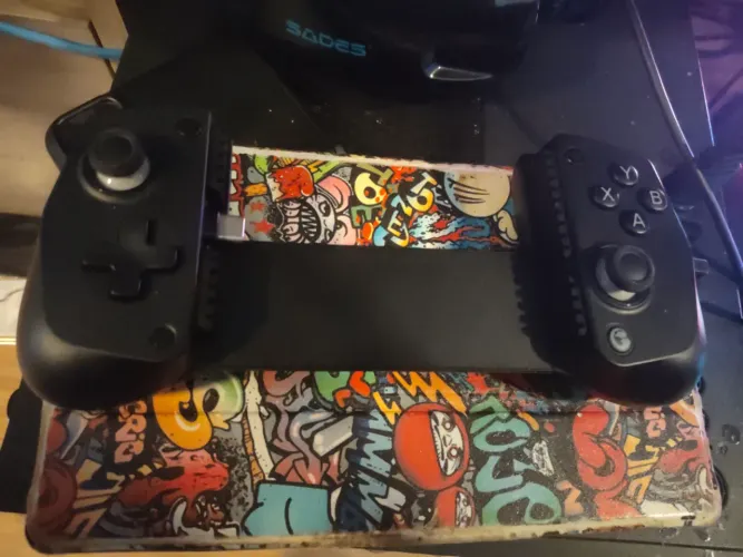 Joystick Gamesyr para tablets e smartphone