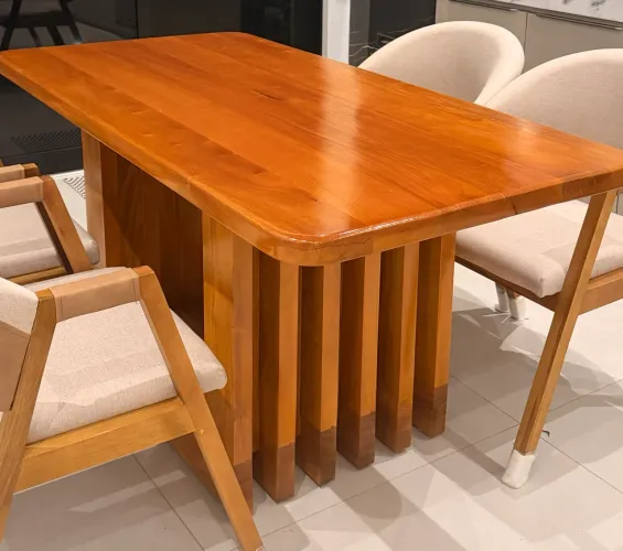 Mesa madeira