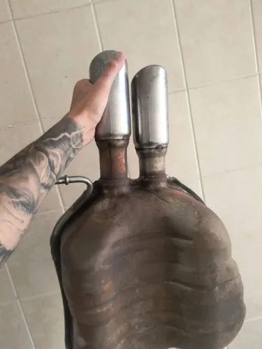 Abafador intermediário e final Jetta tsi