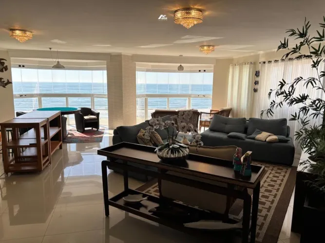 Apartamento a venda Av. Atlântica!