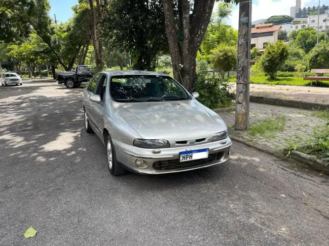 Fiat Marea HLX 2.4 MPI 20V 4P Mec. 2001