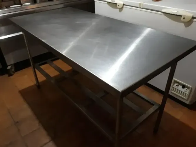 MESA DE APOIO DE AÇO INOX - AREA DE ALIMENTOS