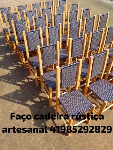 Cadeira rústica artesanal