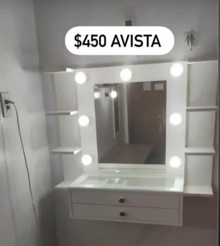Penteadeiras camarim a partir de $270 disponível 